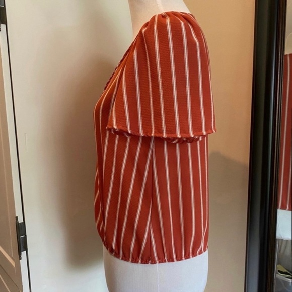 🔴 The Outfit Small Burnt Orange Blouse - Picture 4 of 7